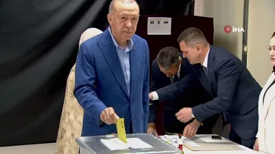 Başkan Erdoğan İstanbul’da oyunu kullandı