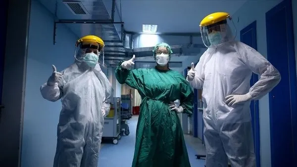 Son dakika: Sağlık çalışanlarının ücretsiz toplu ulaşım hakkı uzatıldı