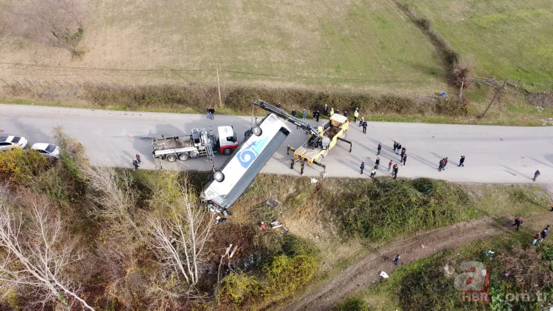 Bartın'da yolcu otobüsü devrildi! Çok sayıda yaralı var 12