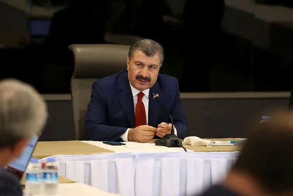 1599883883271.jpg Sağlık Bakanı Fahrettin Koca: 100 bini aşkın karantina kaçağı var - 11