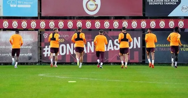 galatasaraya-kotu-haber-mauro-icardi-antrenmana-cikmadi-1698085245149.jpg Galatasaray'a kötü haber! Mauro Icardi antrenmana çıkmadı - 1