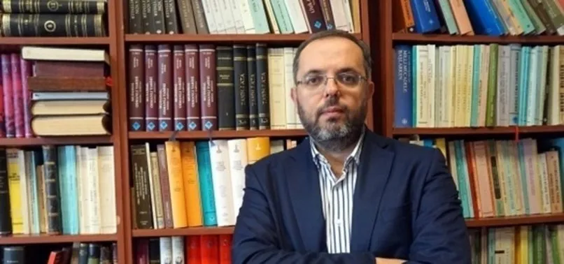 Prof. Dr. Erhan Afyoncu: Ayasofya Türkiye'nin 'Kılıç Hakkı'dır