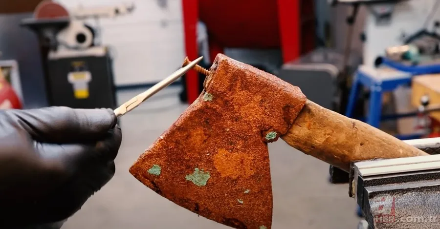 Viking hayranı fenomen paslı baltayı jilet gibi yaptı! Son hali görenleri hayran bıraktı 3