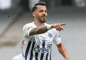 Aytaç Kara Süper Lig’de 13 gole ulaştı