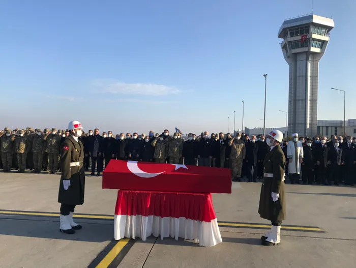 Resulayn şehidine veda | DSİ operatörü Cihan Gökkaya için tören düzenlendi