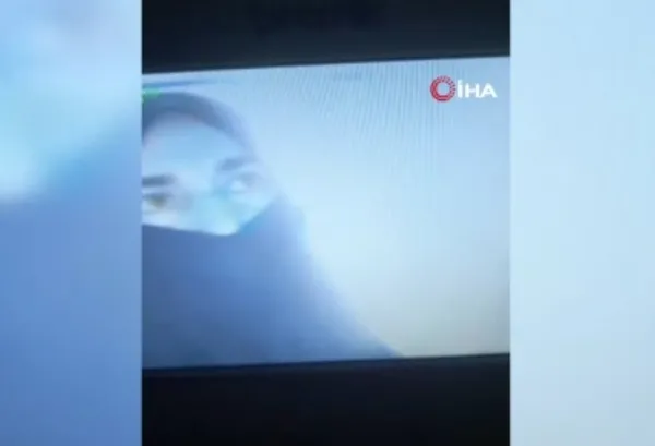 kemal-sunal-filmi-gercek-oldu-esenyurtta-carsaf-kamuflajli-hirsizlar-kamerada-1640161571352.jpg Kemal Sunal filmi gerçek oldu! Esenyurt’ta çarşaf kamuflajlı hırsızlar kamerada - 4