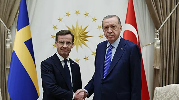 1670426378937.jpg İsveç'ten Türkiye'ye NATO için yeni mesaj: PKK'ya karışan herkes için hayat zorlaşacak! Onları finanse edilmesi bir tehdit - 5