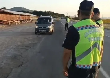 Yurt çapında trafik denetimleri! 1 haftada 2 milyon 786 bin 451 araç denetlendi