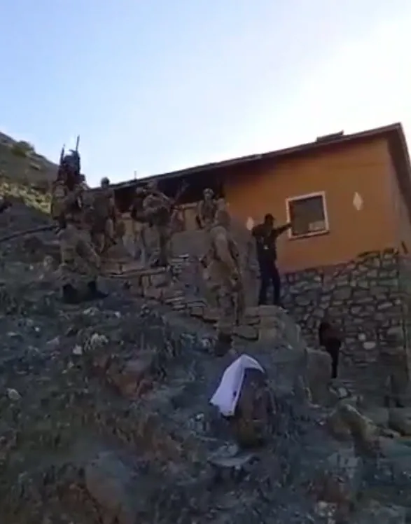 Son dakika: HDP’li Ömer Faruk Gergerlioğlu yine provokasyon peşinde! PKK'lı teröristlerin yakalandığı anları paylaşıp algı yaptı - 4