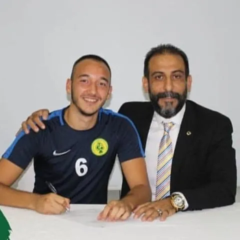 Yoğun bakımdaki futbolcu hayati tehlikeyi atlattı