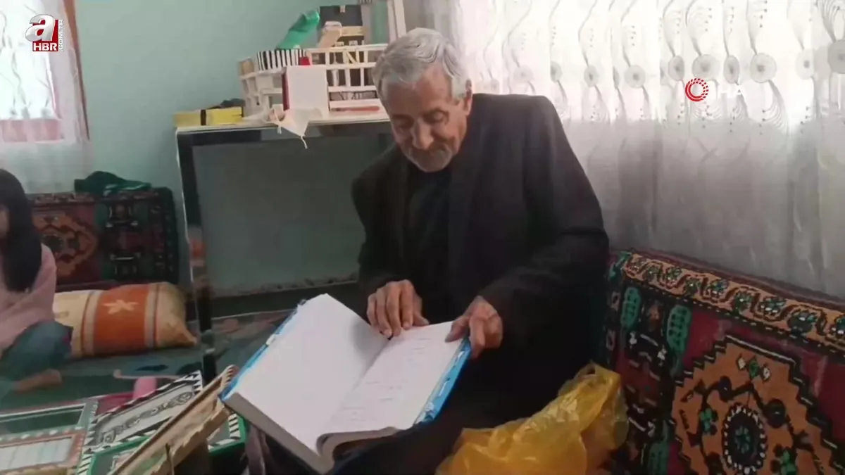 12 yılda dört renkte Kur’an-ı Kerim yazdı