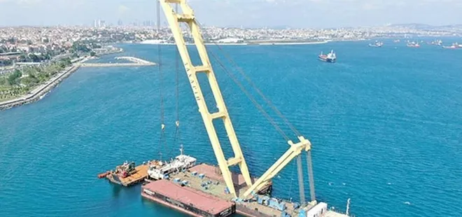 Batık gemi 2 yıl sonra sudan çıkarıldı