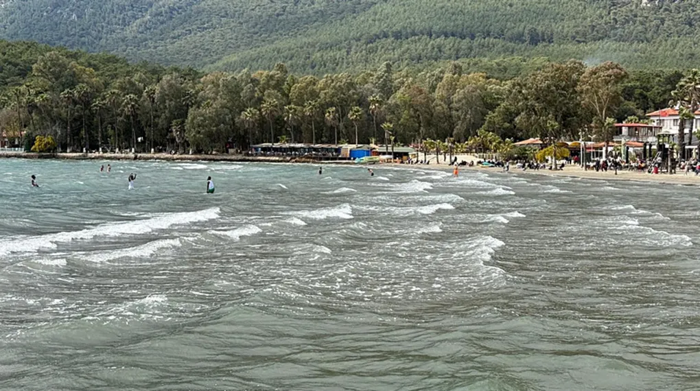 Muğla’da deniz sezonu erken açıldı