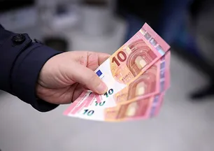 Bulgaristan Avro Bölgesi'ne katıldı