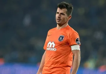 Emre Belözoğlu yuvaya dönüyor