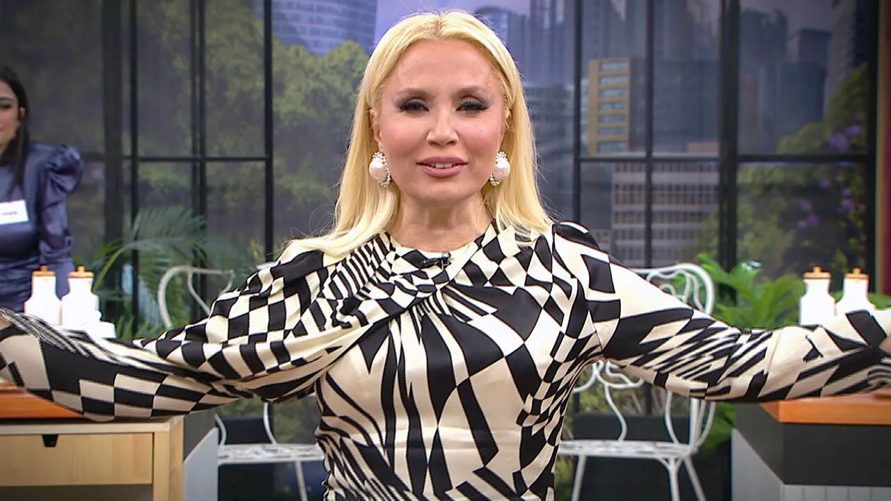 15 19 kasim gelinim mutfakta sunucusu kim gelinim mutfakta sunucusu lerzan mutlu kimdir kac yasinda 15 19 kasim gelinim mutfakta sunucusu kim gelinim mutfakta sunucusu lerzan mutlu kimdir kac yasinda