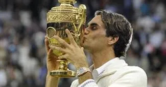 Federer, Sampras’ın rekorunu kırdı