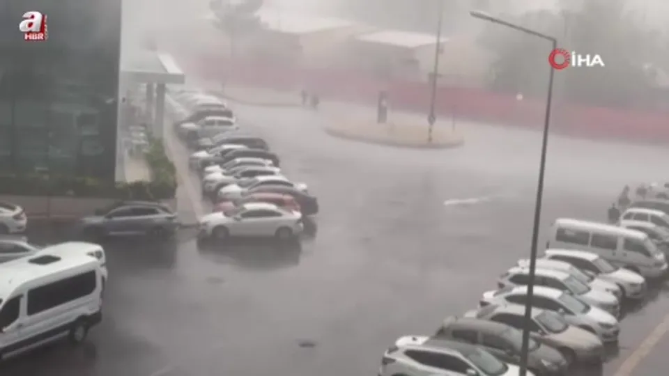 Diyarbakır’da sağanak etkili oldu