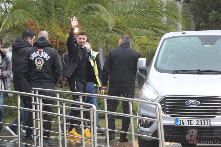 Fenerbahçe bombaları patlatıyor! 3. transfer yolda: Yönetim Madrid'e uçtu 4