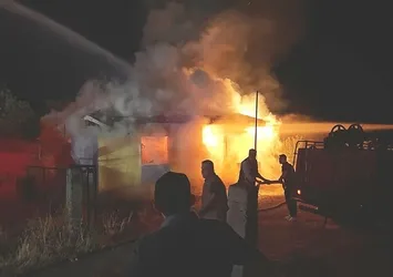 Hisarcık’ta bağ evinde korkutan yangın