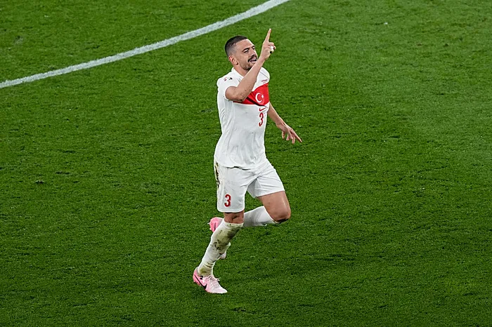 UEFA’dan Merih Demiral hakkında skandal soruşturma! Alman bakanın yaptırım çağrısına Türkiye’den tokat gibi yanıt! Jet hamle...