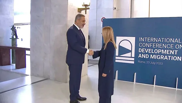 bakan-hakan-fidan-italyada-resmi-torenle-karsilandi-1690124105356.jpg Bakan Hakan Fidan İtalya'da resmi törenle karşılandı - 2
