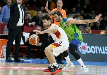 Galatasaray Odeabank, TOFAŞ'ı mağlup etti