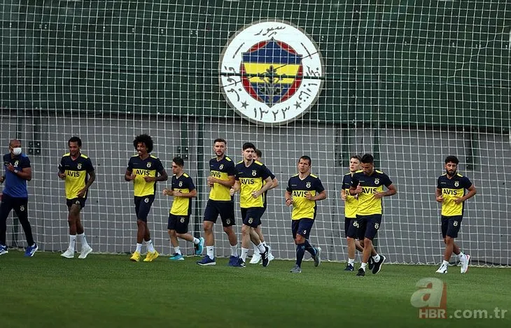 Fenerbahçe teknik direktörünü buldu! Resmi teklif yapıldı |Son dakika