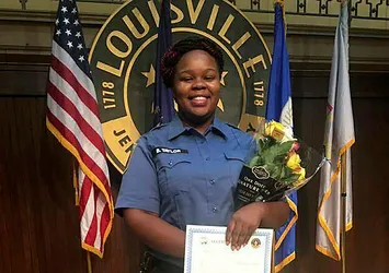 ABD'de polisin öldürdüğü siyahi Amerikalı Breonna Taylor davasında karar açıklandı | Breonna Taylor kimdir