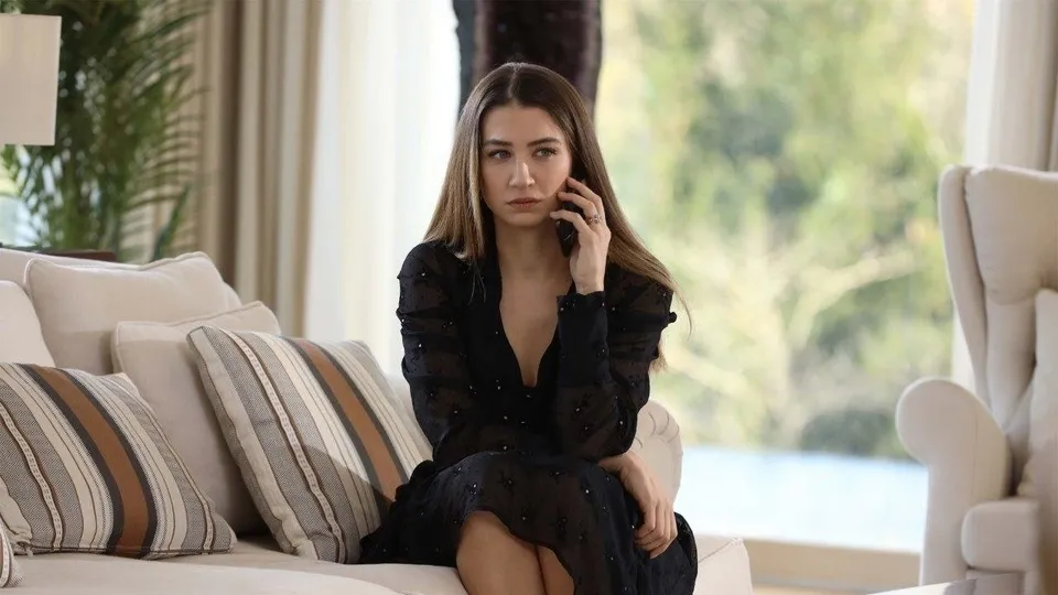 İçimizdeki Ateş Tülin Tan kimdir, gerçek adı ne? İçimizdeki Ateş Ceren Benderlioğlu kimdir, kaç yaşında, nereli? Instagram hesabı...