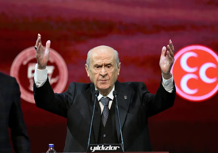 mhp-lideri-bahceliden-terorsuz-turkiye-mesaji-sekteye-ugratanlar-turkiyenin-hasimlaridir-1771078059968.jpg MHP lideri Bahçeli'den Terörsüz Türkiye mesajı: Sekteye uğratanlar Türkiye'nin hasımlarıdır - 5