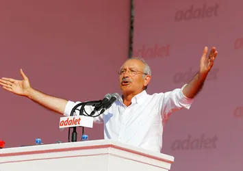 ‘CHP, FETÖ ile amaç birliği içine girdi’