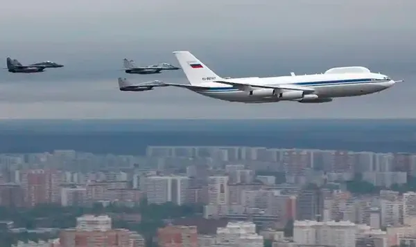 Kıyamet uçakları Batı ülkelerine korku saldı! NATO’yu tedirgin eden görüntü