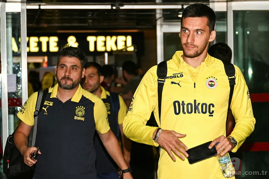 Yıldız isim Fenerbahçe'den ayrılıyor! İşte yeni takımı 10