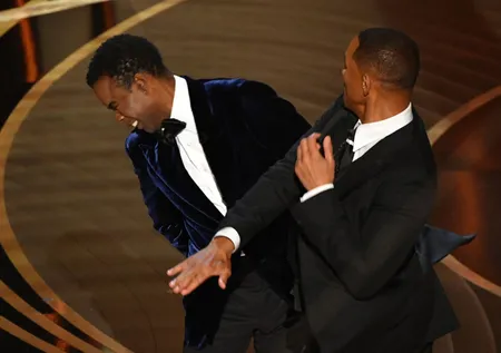 Oscar töreninde sunucu Rock'ı tokatlayan Will Smith özür diledi!