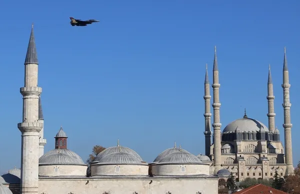 Solotürk'ün provası bile nefesleri kesti! - 1