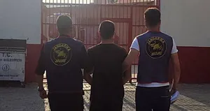 Aranan şahıs operasyonla yakalandı