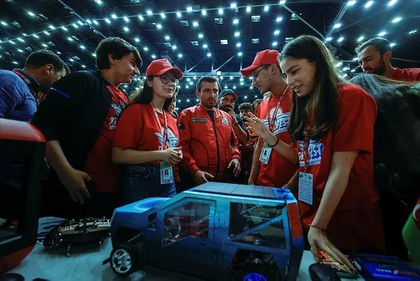 Başkan Recep Tayyip Erdoğan Azerbaycan’da! TEKNOFEST’te gençlerle bir araya geldi