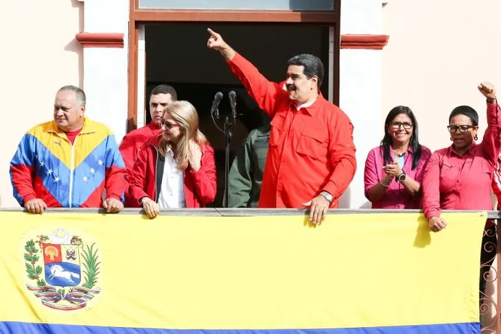Maduro'dan seferberlik çağrısı