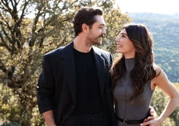 ‘Yıldızlar Bana Uzak’ Yakında atv’de!