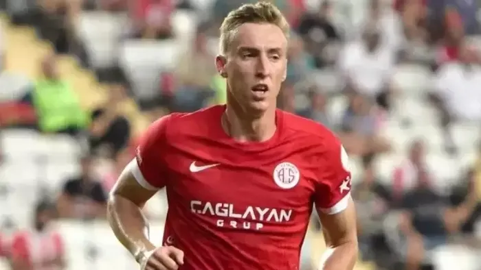 gol-kralliginda-kiran-kirana-yaris-kim-kac-gol-atti-iste-o-liste-1714255481230.jpeg Gol krallığında kıran kırana yarış! Süper Lig'de kim kaç gol attı? İşte o liste...