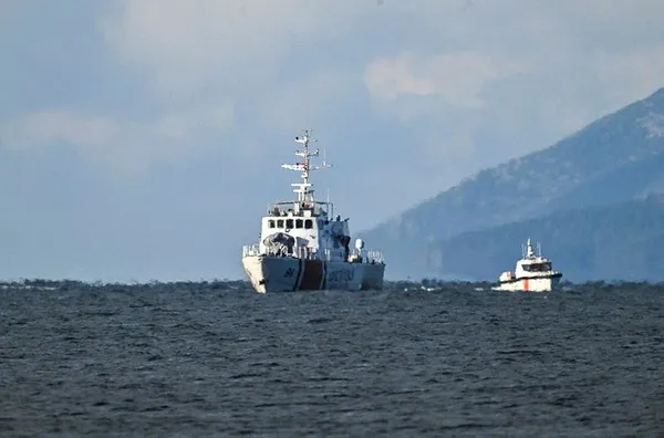 son-dakika-izmirde-feci-olay-balikci-teknesi-batti-3-kisi-hayatini-kaybetti-1706601900240.jpeg Son dakika | İzmir'de feci olay! Balıkçı teknesi battı: 3 kişi hayatını kaybetti - 2