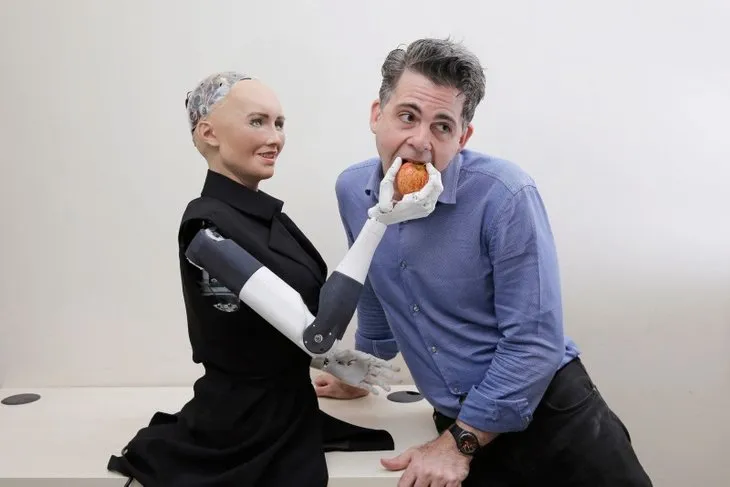 Robot Sophia kimdir, hangi ülkenin? Robot Sophia özellikleri neler, kaç yılında yapıldı?