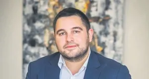 Hacı Sabancı çapkınlıkta sınırları aştı