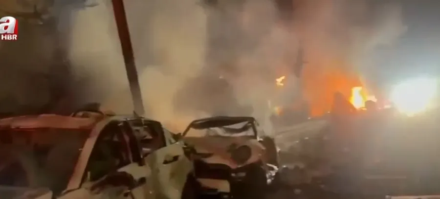 demir-kubbeyi-deldi-gecti-irandan-abd-ve-israile-hipersonik-tokat-1772912196534.jpg Demir Kubbe’yi deldi geçti! İran’dan ABD ve İsrail’e hipersonik tokat - 1