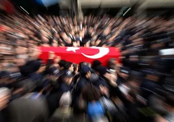 Van'daki saldırıda yaralanan asker şehit oldu