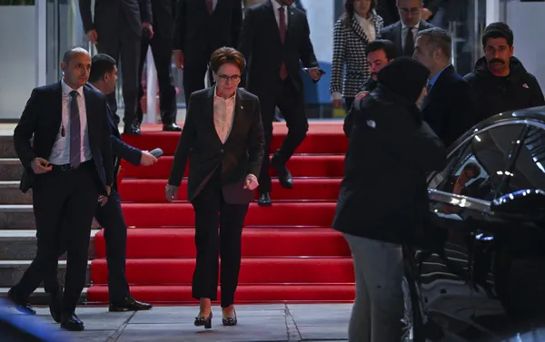 Meral Akşener kritik toplantı sonrası 6'lı koalisyonu yerden yere vurdu: İYİ Parti kıskaca alınmıştır boyun eğmeyiz - 4