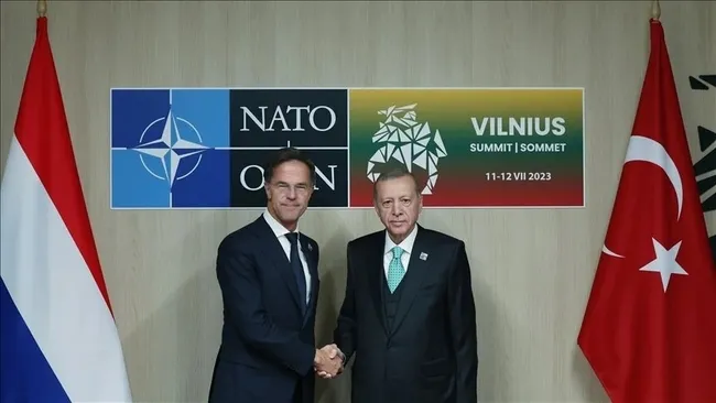 Başkan Erdoğan, İran Cumhurbaşkanı Reisi ile görüştü