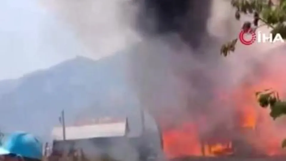 Evde çıkan yangın paniğe neden oldu