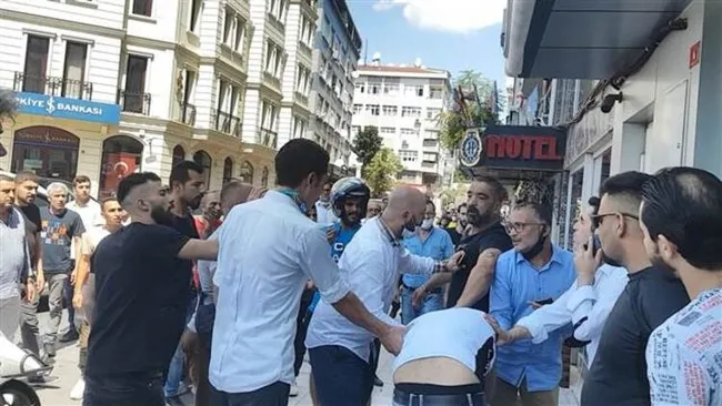 İstanbul’da iğrenç olay! Arkadaşının eşini otele çağırdı ortalık karıştı - 1